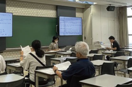 生活経済学会研究大会発表の様子