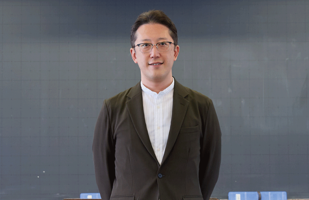ブランドサイト『Mastery for Service』：中高生の国語教育に力を注ぎながら、自らも教育について学び続ける卒業生のインタビューを公開しました