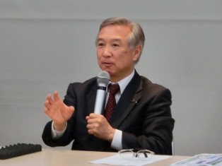 東京