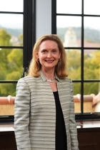 関西学院 院長 Ruth M.Grubel
