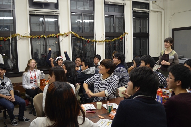 It was prettry fun party. The students seemed to have a lot of fun!
