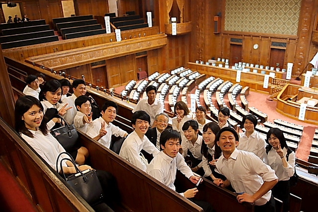 衆議院本会議場