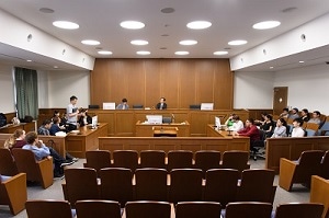 模擬法廷