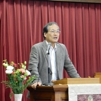 嶺学部長