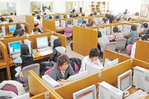 当時としては非常IT環境が極めて充実KSC図書館