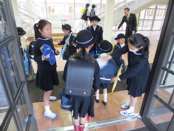 「タオル隊の出動」