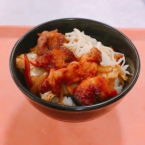 韓国風おろいち野菜のチーズダッカルビ丼