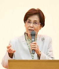 潮谷義子・社会福祉法人慈愛園理事長