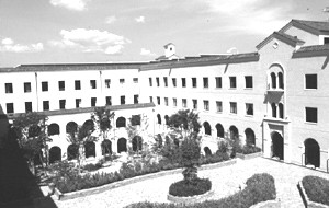 学生会館 新館