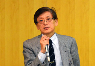 近藤　敏夫 氏