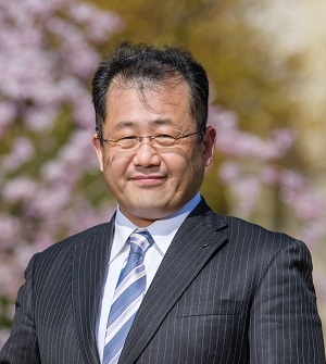 巳波教授