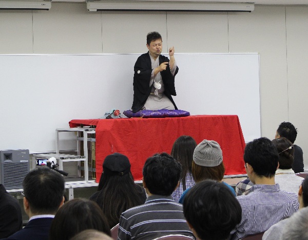 上方手話落語代表 デフ一福さん