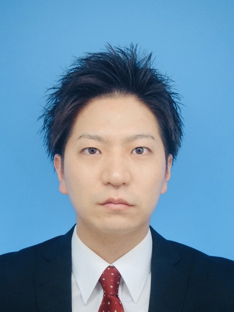 立石　康介