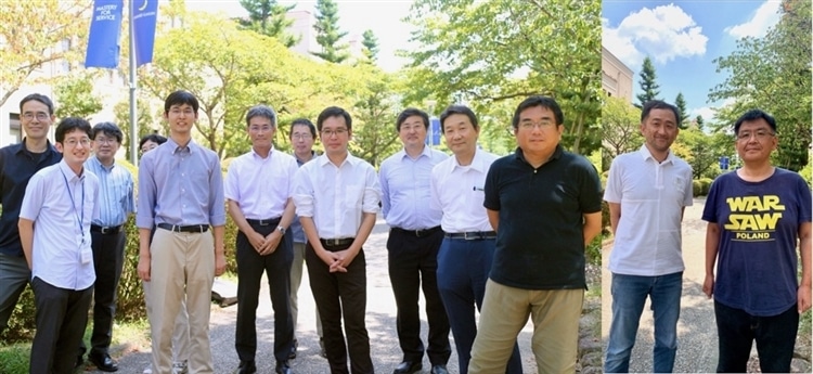 数理科学科教員の集合写真