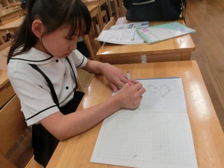 「ふりかえる」ことは「前を向く」こと