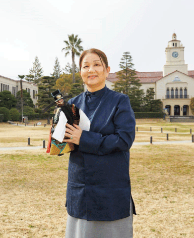 言語コミュニケーション文化研究科委員長 藤野 真子