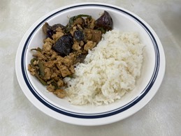 ガパオライス(432円) / Gapao rice (432 yen)
