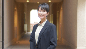 貴戸　理恵教授