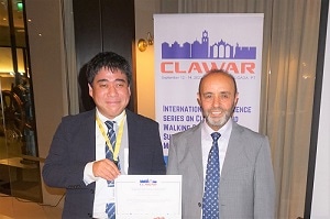 中後大輔・工学部教授と宮崎裕也さん（理工学研究科前期課程1年生）が国際会議で第一位を受賞