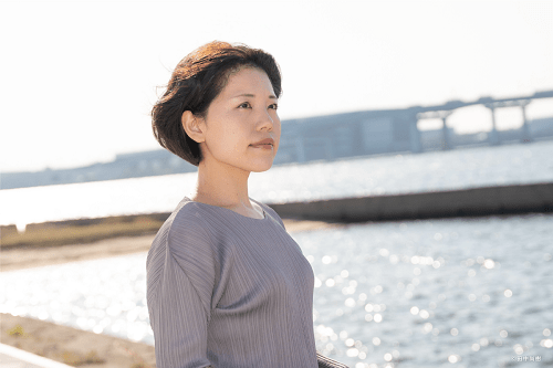 井戸川射子さん ⓒ田中尚樹