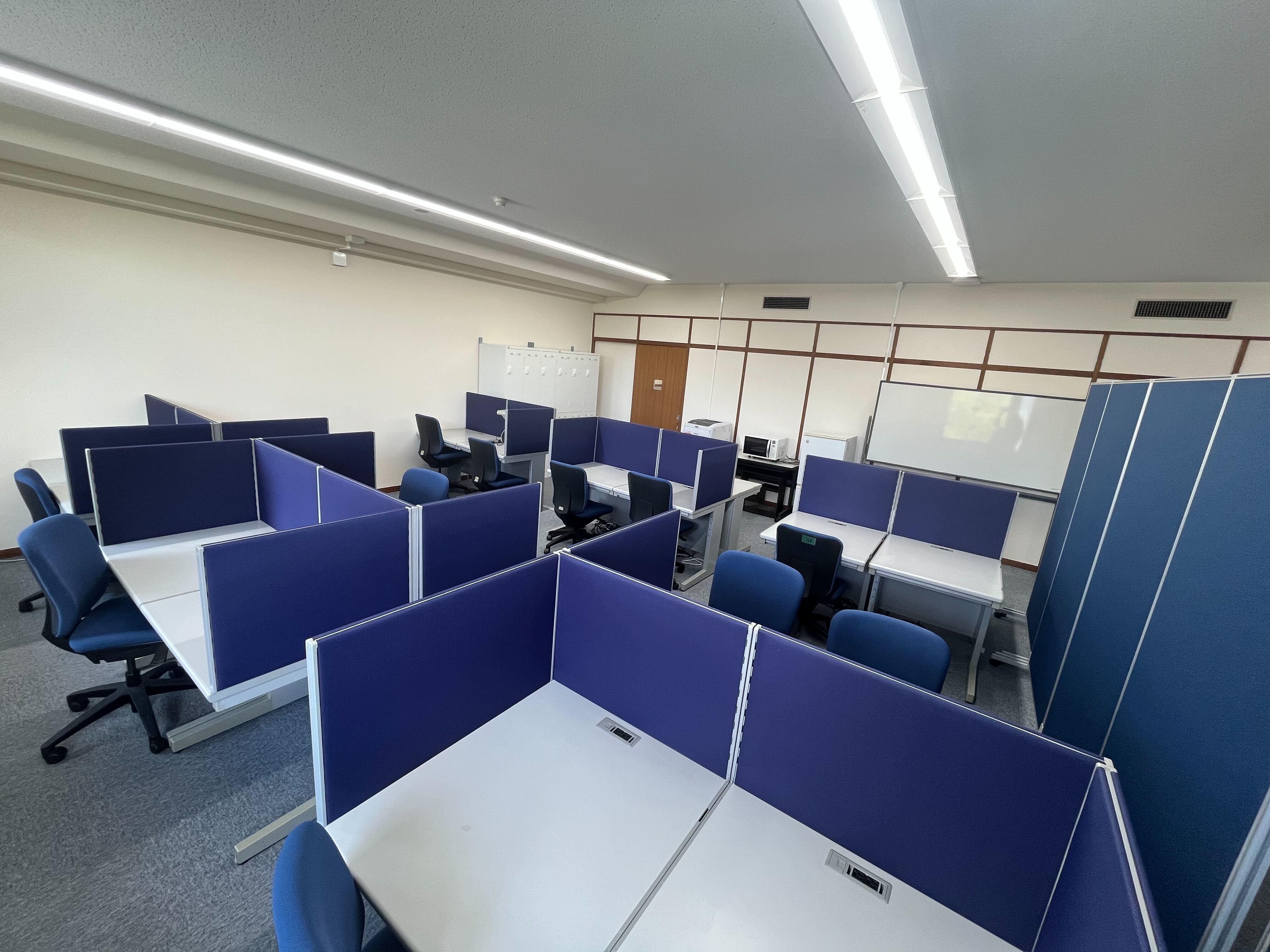 IMG_2428(共同研究室2)